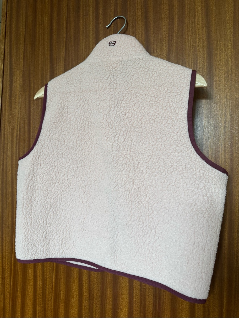 Sunday Best Bigfoot Polar Snowbank Vest - Picture 6 of 9